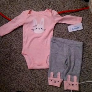 Carter's baby outfit